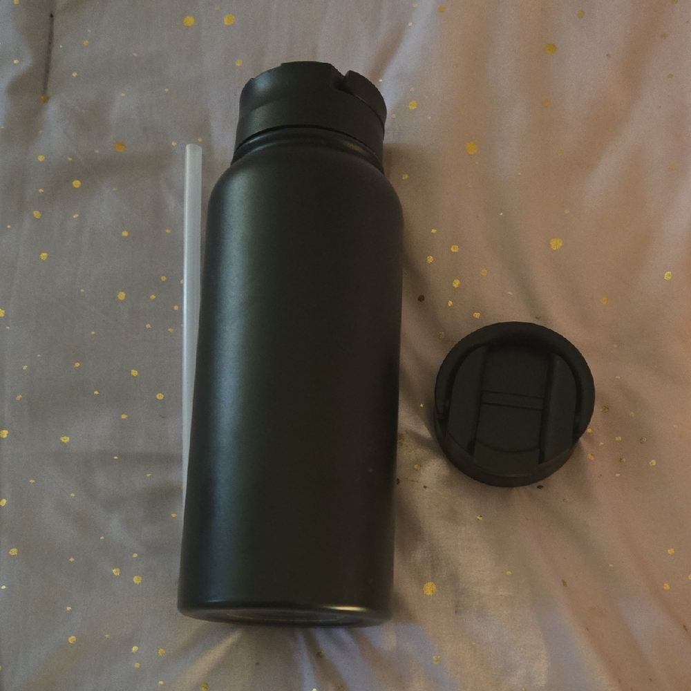 Black Insulated Water Bottle with Lid